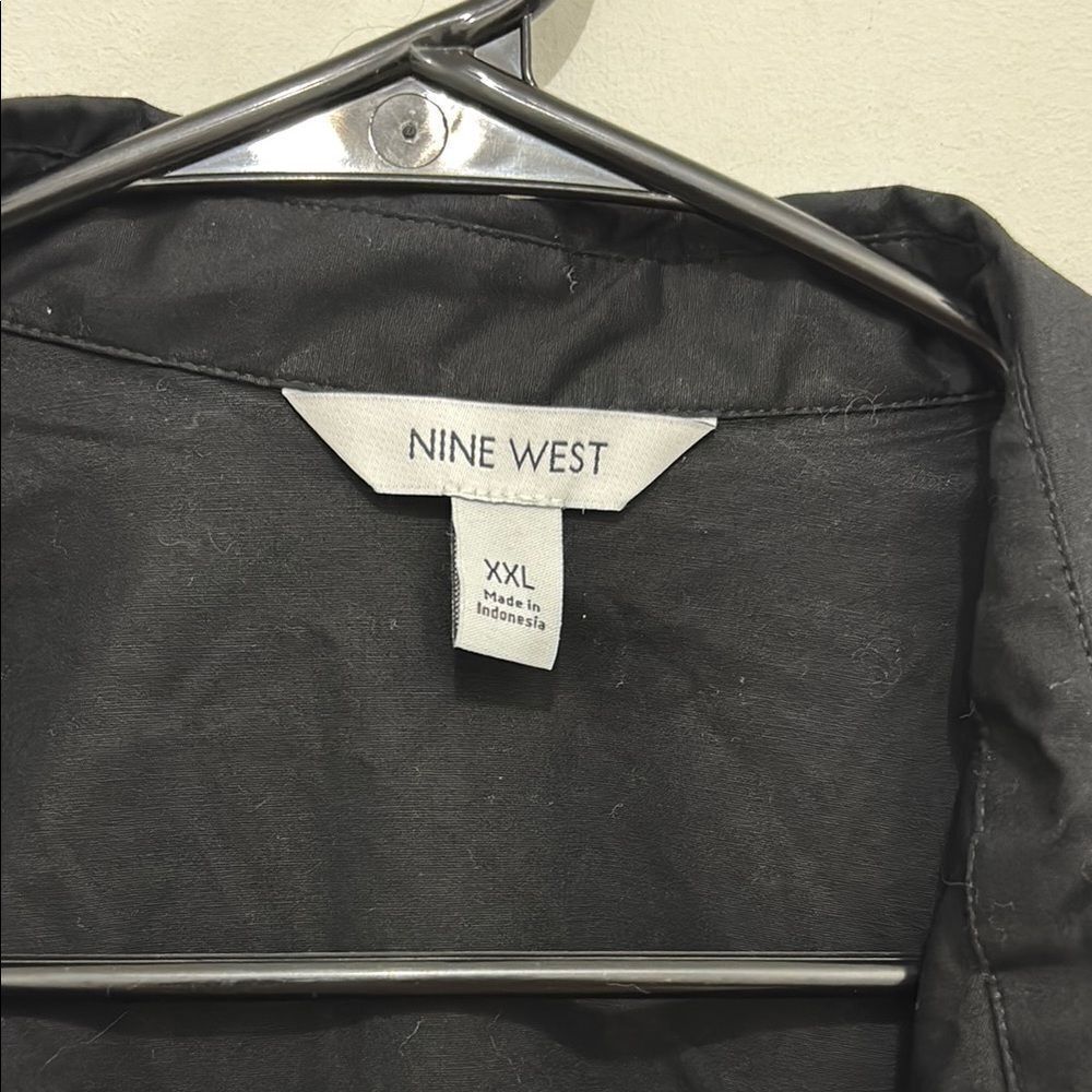 Nine West Black Sleeveless Top - Picture 2 of 3